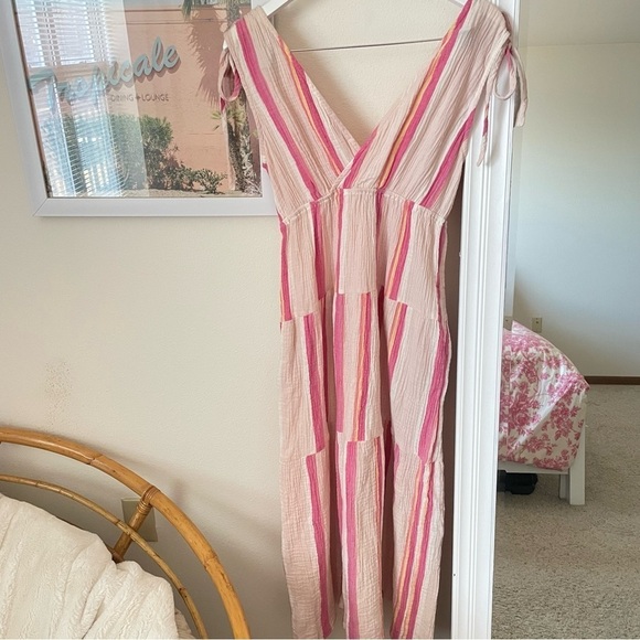 Marine Layer Sage Striped Dress in Size Small - Picture 6 of 6